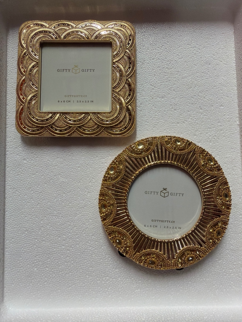 Set of 2 Decorative Gold-tone Photo Frames with Intricate Designs